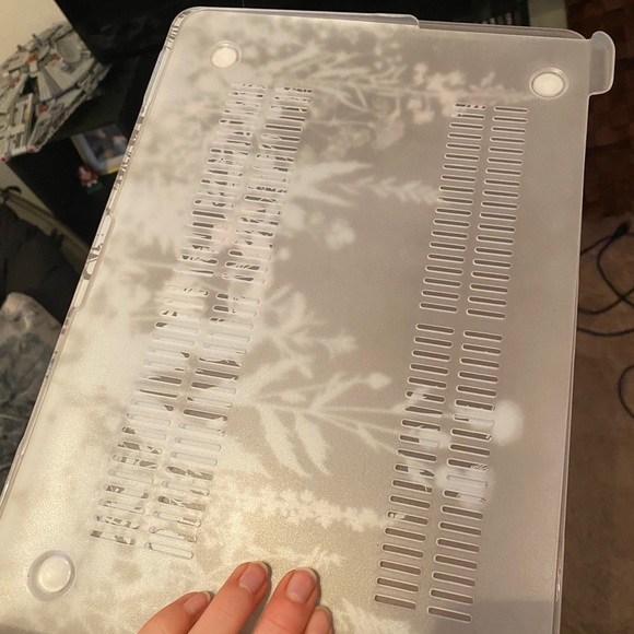 MacBook Air Floral Case 2017 Model - Picture 4 of 4